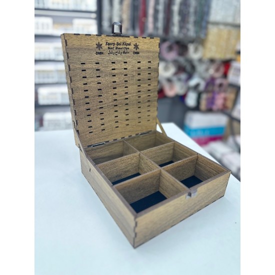 600 Clips Stand